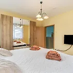 Apartment 2 69 Qm *